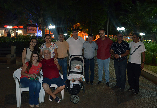 Papai Noel é destaque do Natal Mágico Show