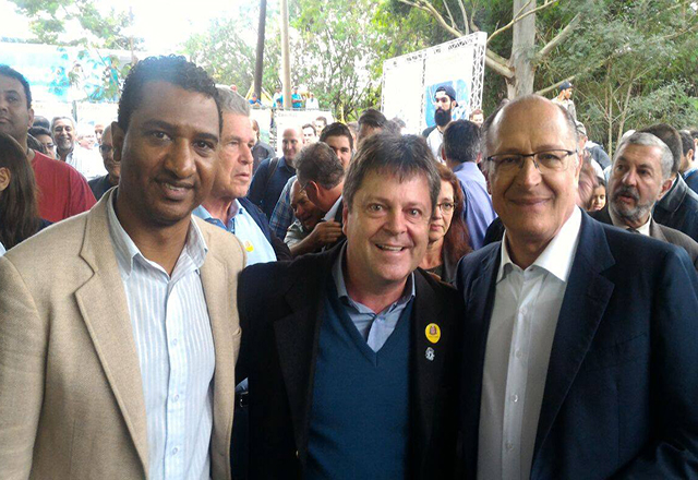 Prefeito participa de comemoração do Dia do Meio Ambiente com o Governador Geraldo Alckmin