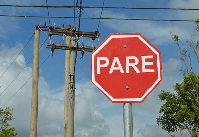 Secretaria de Trânsito realiza manutenção da sinalização em bairros