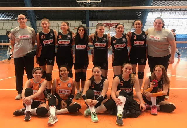 Vôlei BIATEX/Tietê vence partidas da Liga em Casa