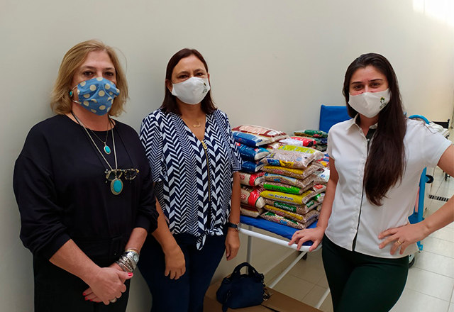 O Centro Médico São José fez a entrega de 129 Kg de alimentos ao Fundo Social de Solidariedade de Tietê