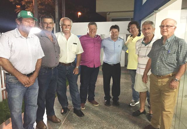 Prefeito Vlamir Sandei participa de reunião sobre pré-custeio da safra 2017/2018