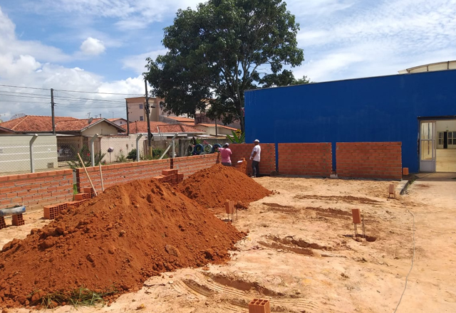 Prefeitura investe em ampliação e reforma da Escola do Bairro Terras de Santa Maria