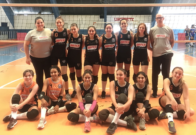 Vôlei feminino conquista importantes vitórias