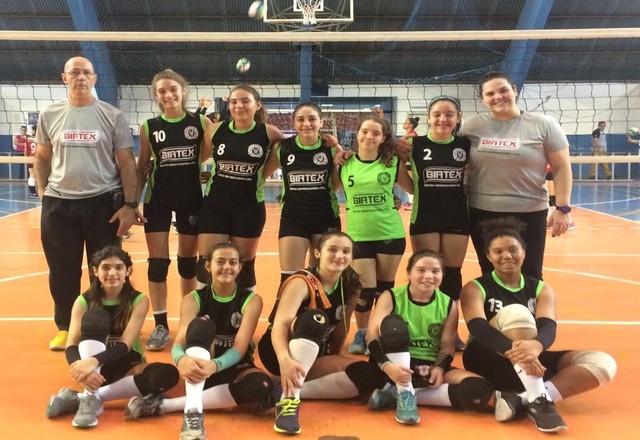 Equipes do Vôlei BIATEX/Tietê disputam partidas na Liga.
