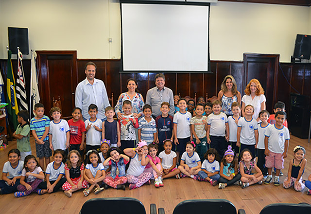 Crianças da Educação Infantil se unem em nome do Rio Tietê