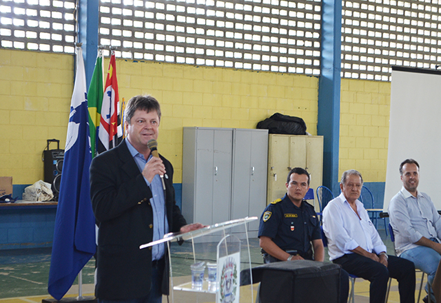 EMEB Milton Soares de Camargo recebe abertura da Semana Nacional do Trânsito
