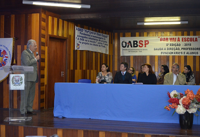 EMEB Lyria recebe a 8ª edição do 