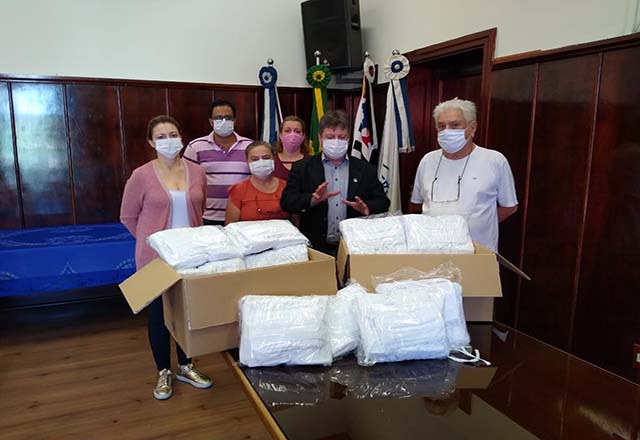 Prefeitura recebe máscaras respiratórias disponibilizadas pelo Deputado Vitor Lippi