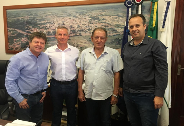 Vlamir Sandei recebe Diretor da Escola Plínio